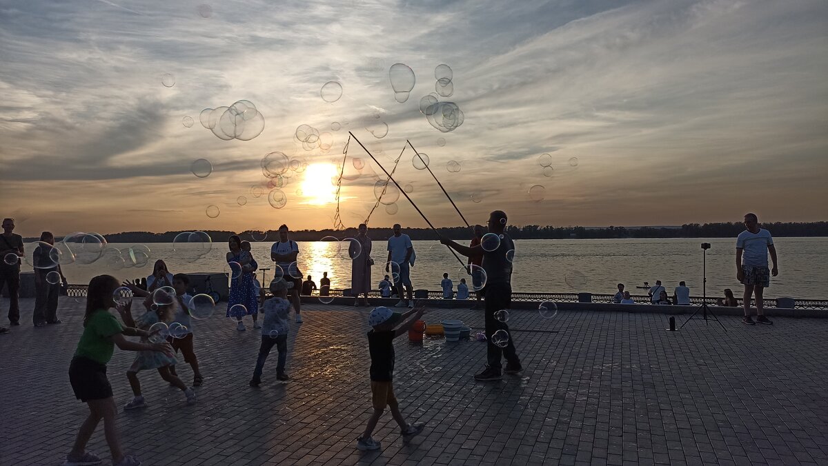 Иногда для счастья нужны мыльные пузыри - Инна Драбкина