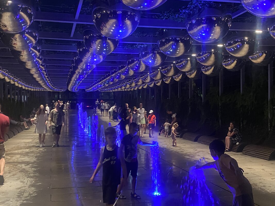 Фонтан в парке «Краснодар» - Alexey YakovLev