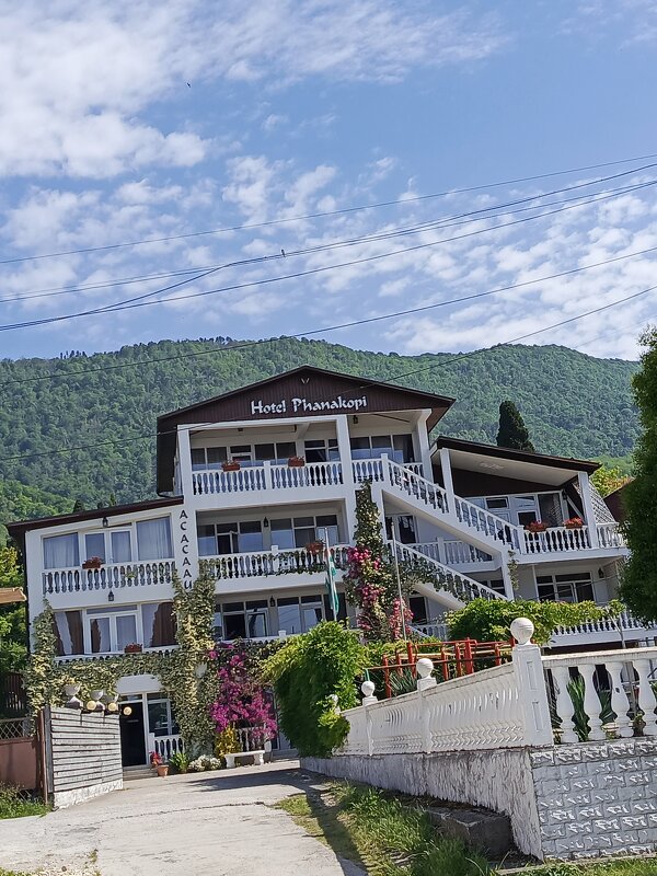 Домик в Новом Афоне - Татьяна Пальчикова Домик в Новом Афоне - Татьяна Пальчикова