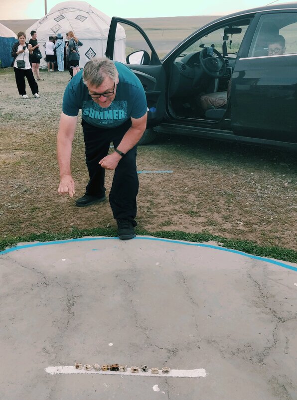 Играем в асики - Андрей Хлопонин