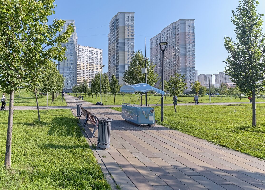 В городском парке - Валерий Иванович В городском парке - Валерий Иванович