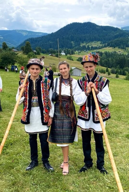 гуцули з трембітами - Степан Карачко