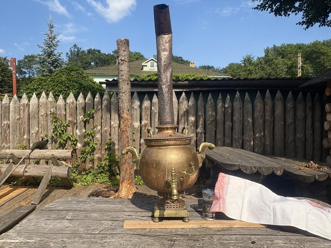 Самовар...Хозяйственный двор - Наталия Павлова