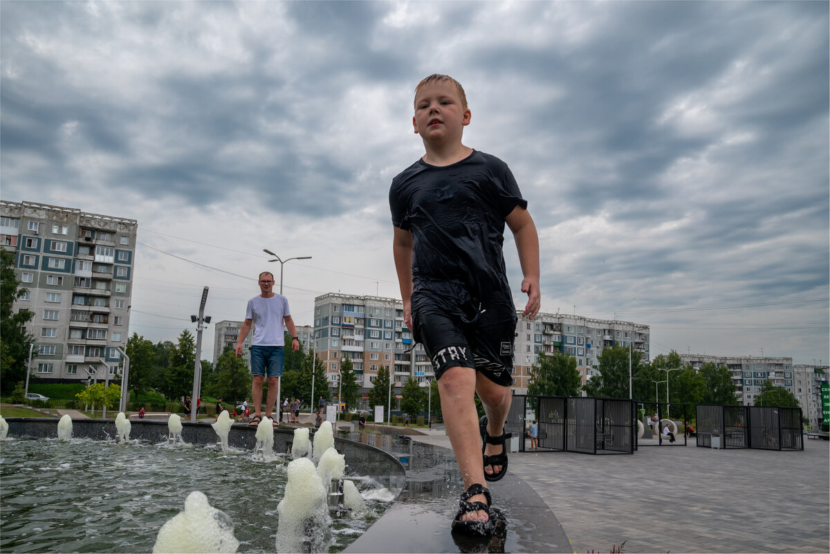 *** - Валерий Михмель 