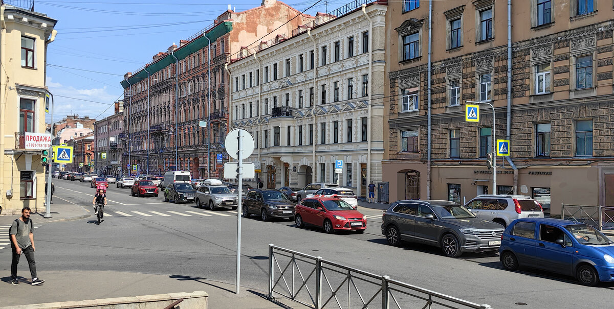 Улица Марата от Разъезжей улицы к Свечному переулку - Стальбаум Юрий Улица Марата от Разъезжей улицы к Свечному переулку - Стальбаум Юрий