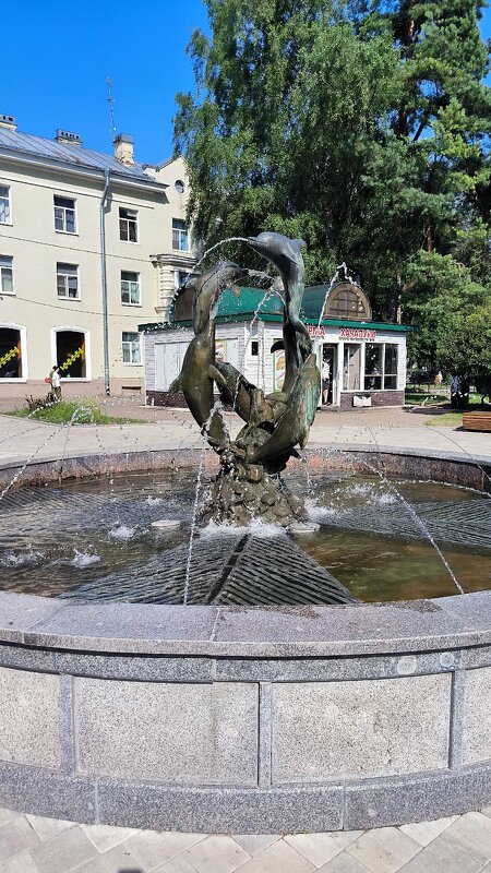 Фонтан "Дельфины". - Ольга Фонтан "Дельфины". - Ольга