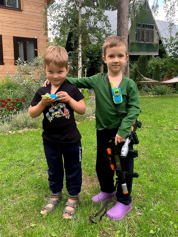 Приятили. - Ольга Довженко