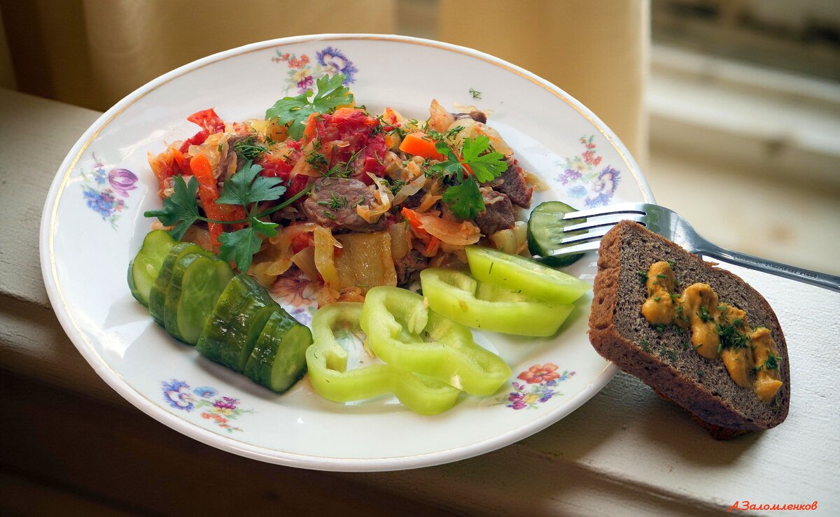 Нехитрый обед российского пенсионера...:-) - Андрей Заломленков