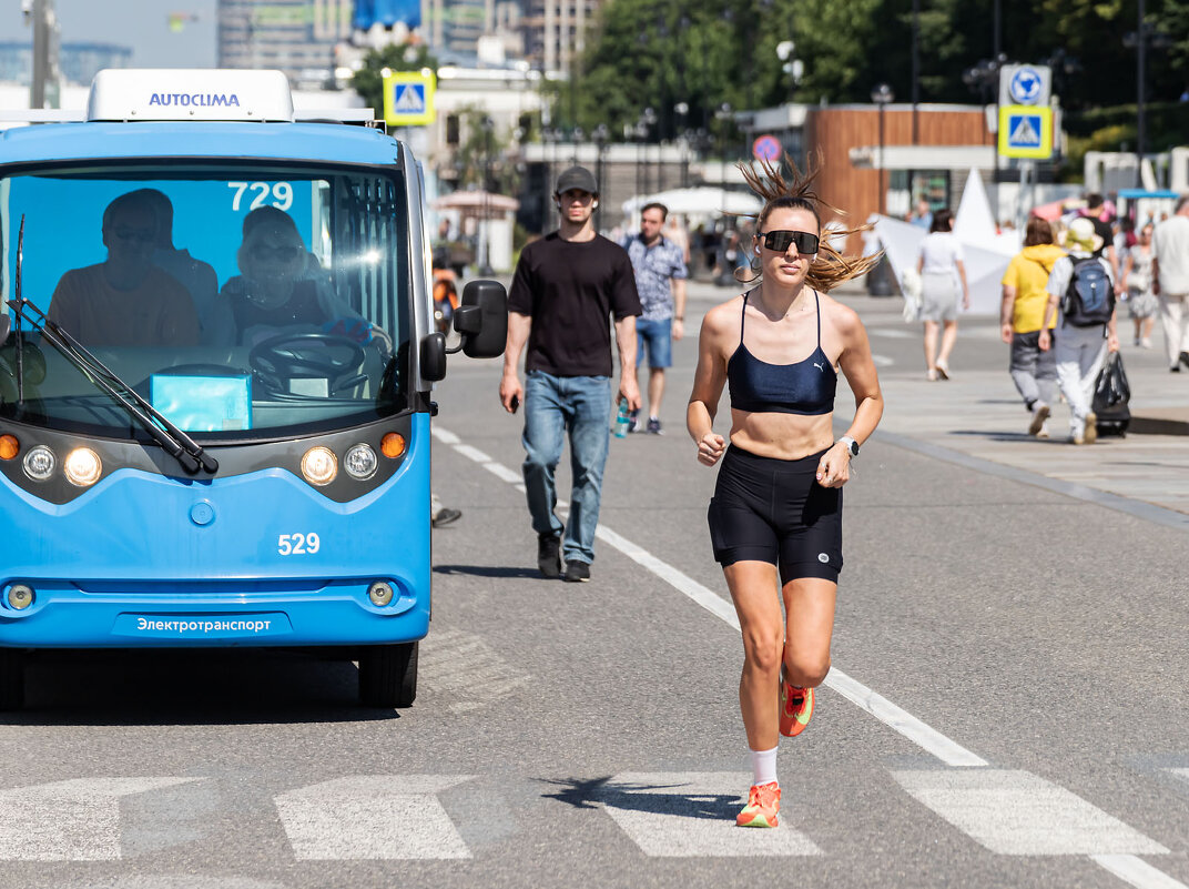И в жару,и в холод - Александр 