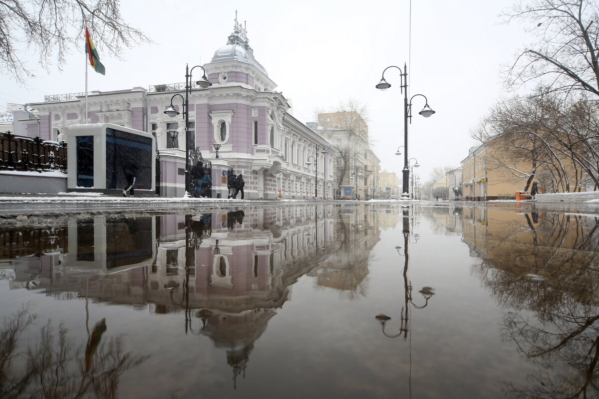 Пятницкая в апреле - Михаил Бибичков Пятницкая в апреле - Михаил Бибичков
