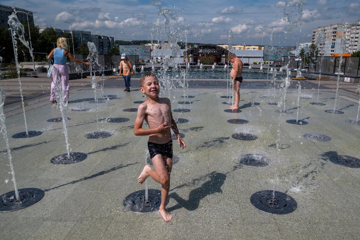 *** - Валерий Михмель 