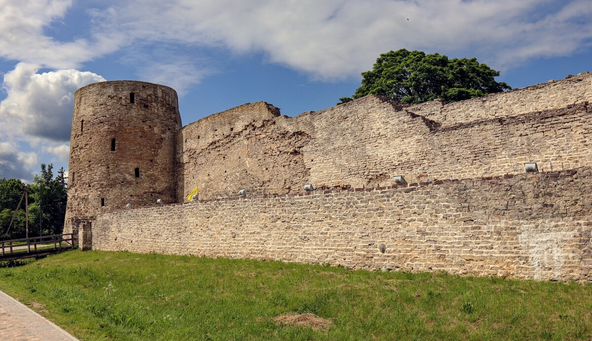 Изборск - skijumper Иванов