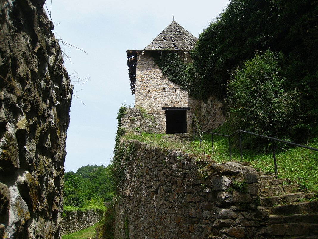 В крепости Маглай, в Боснии и Герцеговине. - unix (Илья Утропов)