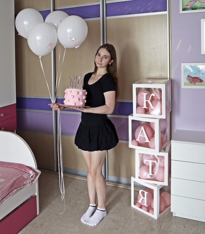 Внучке исполнилось 17 лет - Валерий Иванович