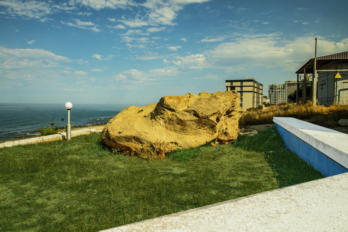 Валун - Анатолий Чикчирный