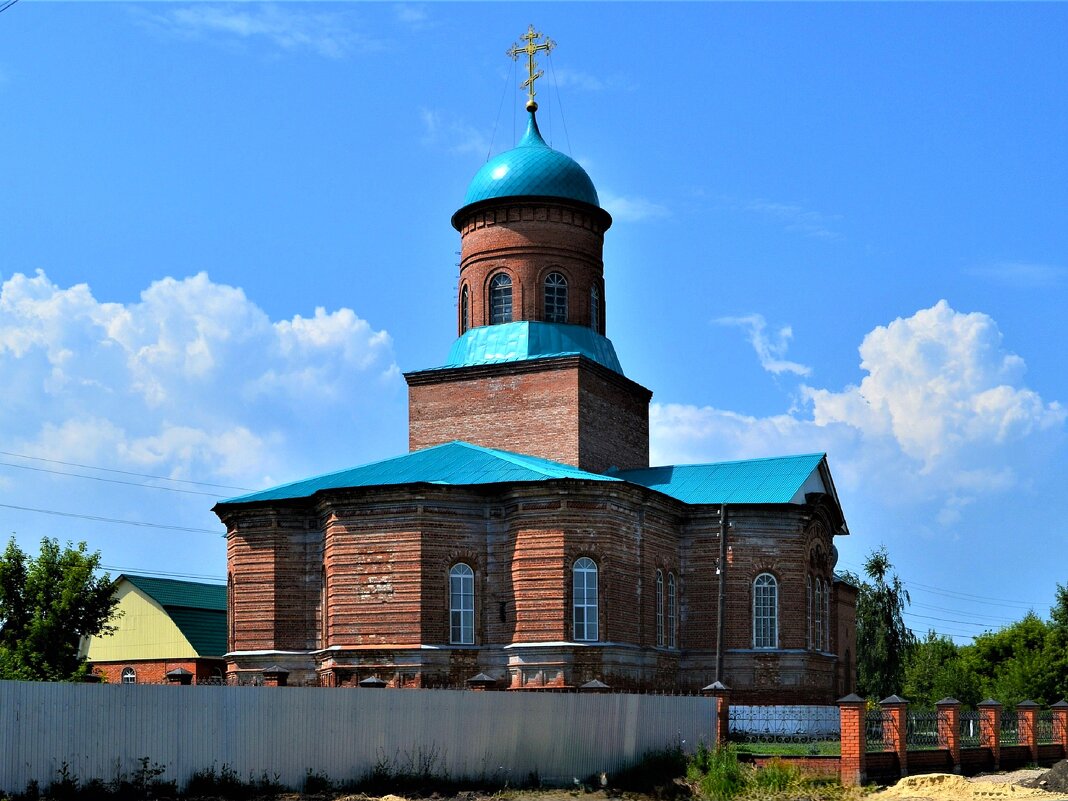 Алатырь. Церковь Святого апостола Иакова Алфеева. - Пётр Чернега