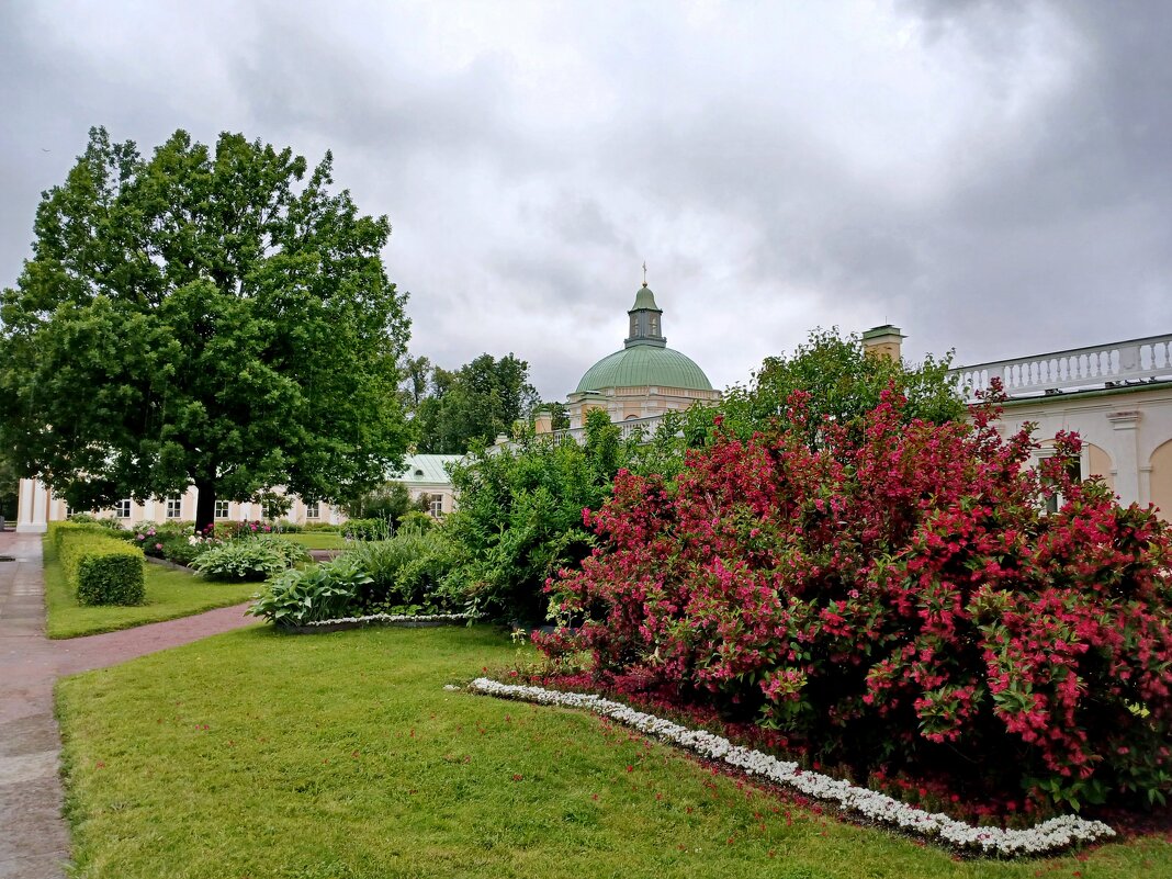 Южный сад. - Лия ☼ Южный сад. - Лия ☼