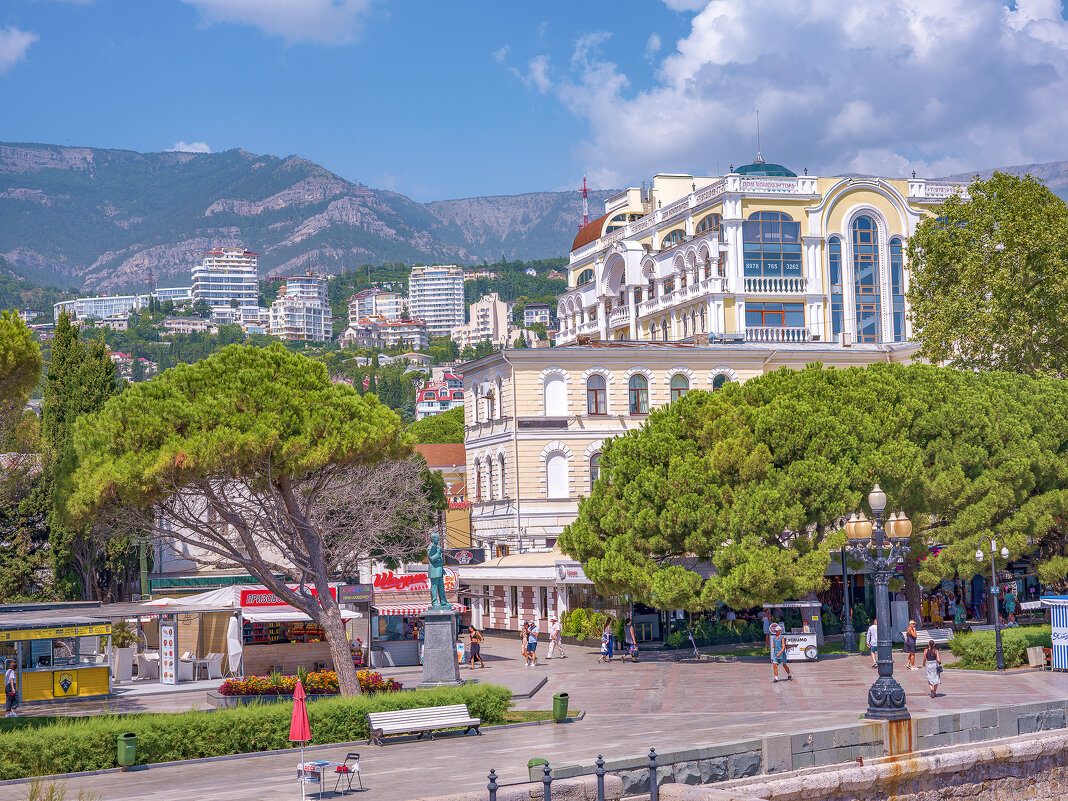 Ялта. Полдень. - Serj Korinkevich Ялта. Полдень. - Serj Korinkevich