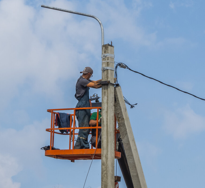 И будет свет - Сергей Цветков