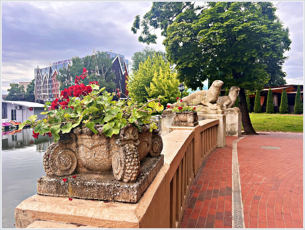 Лето в горде. - Валерия Комова