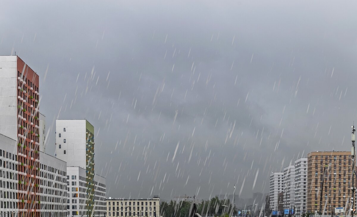 В Москве весь день шёл дождь - Валерий Иванович