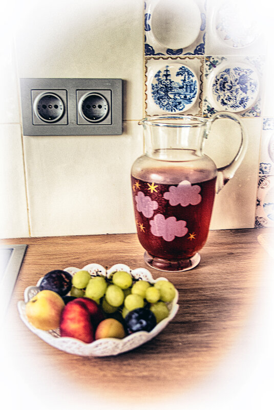 август - Юрий Яньков