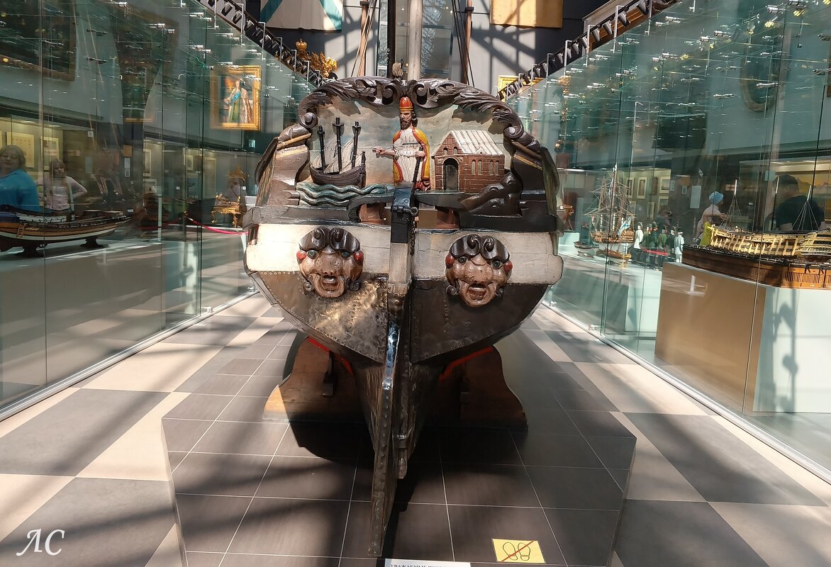 Ботик Петра I «Святой Николай» - Любовь Сахарова Ботик Петра I «Святой Николай» - Любовь Сахарова