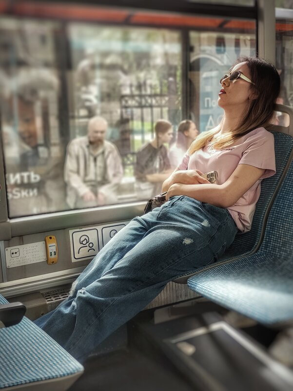 Автобусный расслабон... - ВЛАДИМИР 