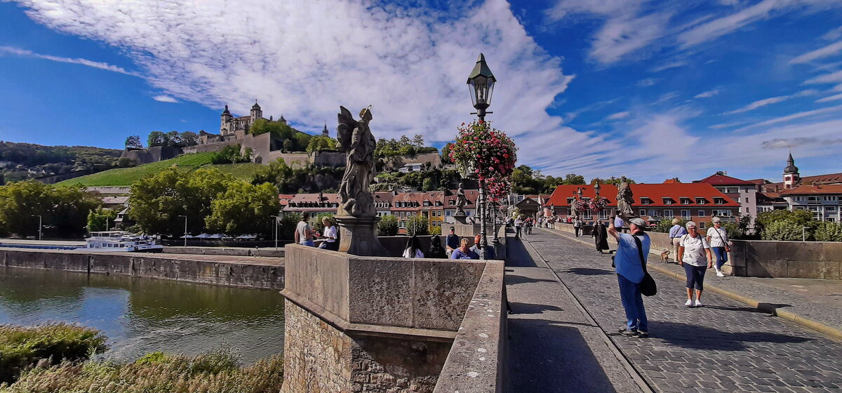 Крепость Мариенберг и Старый мост через Майн - Андрей K. Крепость Мариенберг и Старый мост через Майн - Андрей K.