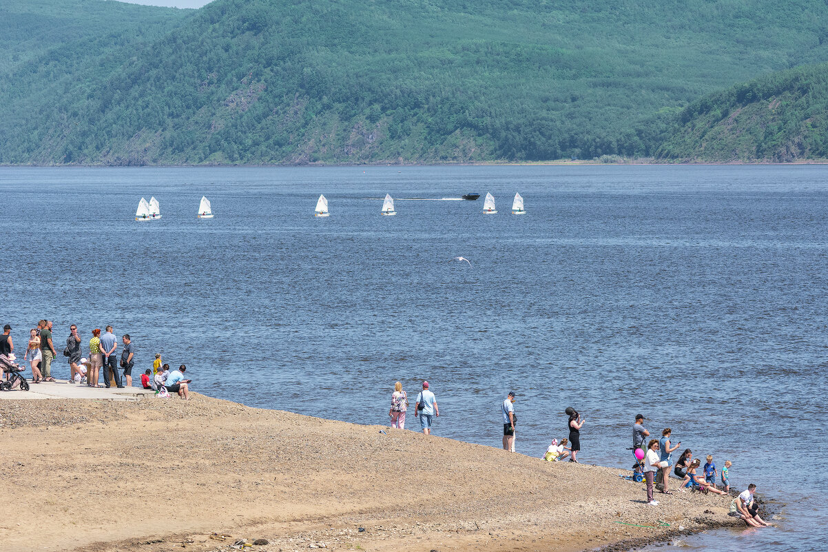 В выходной у Амура - Виктор Иванович Чернюк В выходной у Амура - Виктор Иванович Чернюк
