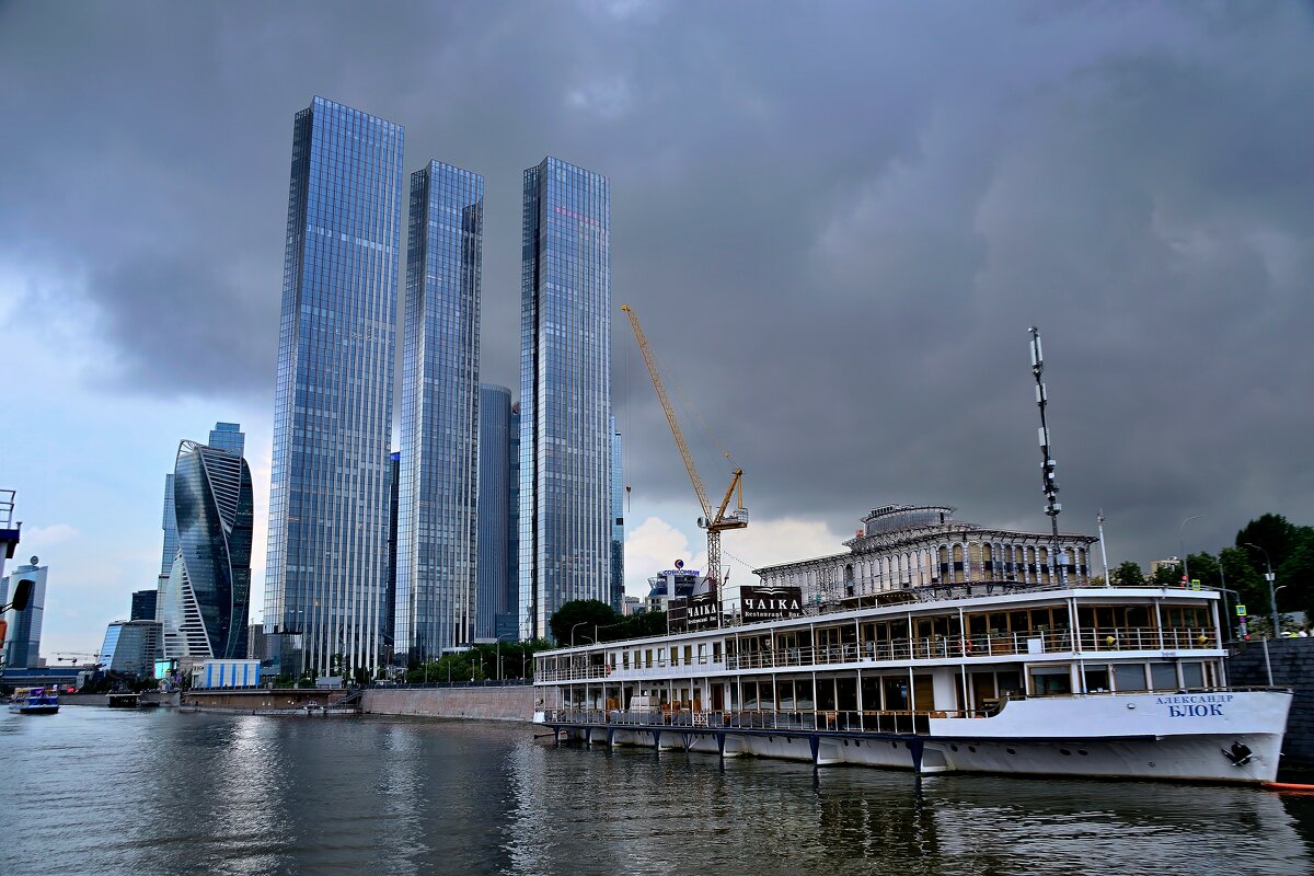 - - Владимир Мигонькин - - Владимир Мигонькин