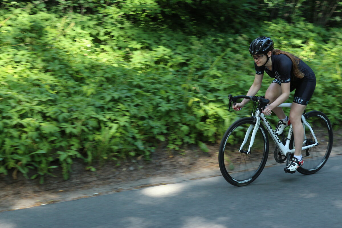 Велогинщица - Максим Егоров