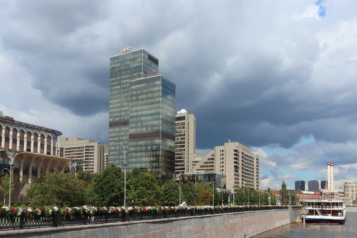 Центр международной торговли - Дмитрий И_