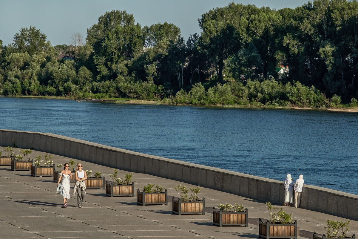У реки... - Сергей Шатохин 
