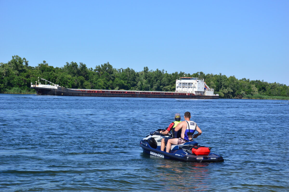 Лето на Дону. - Виктор 
