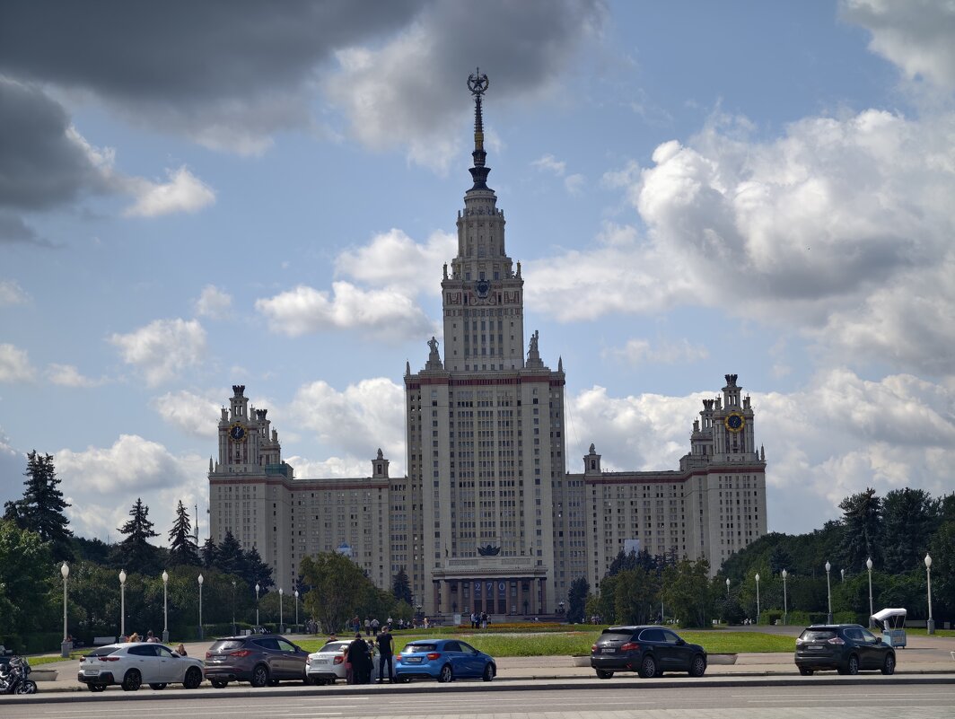 МГУ - <<< Наташа >>>