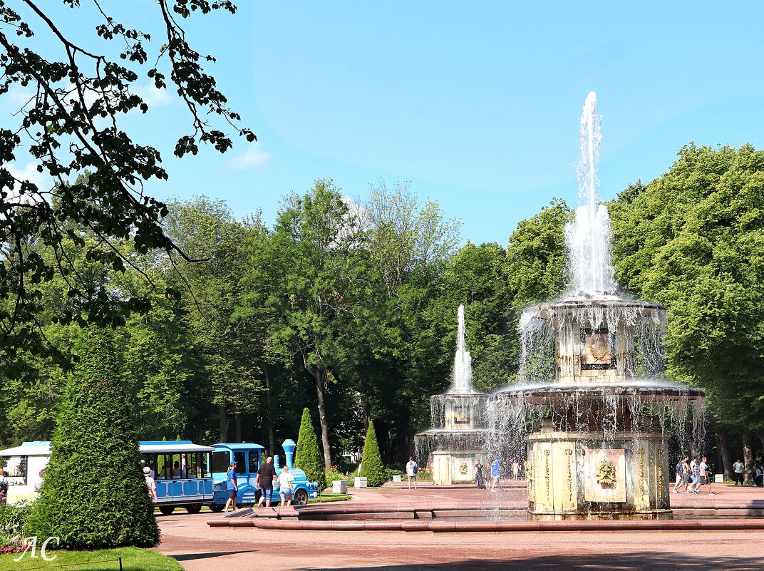 Римские фонтаны - Любовь Сахарова Римские фонтаны - Любовь Сахарова