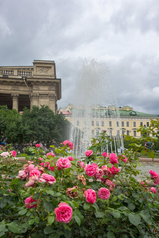 Фонтан у Казанского собора - Валерий Елистратов
