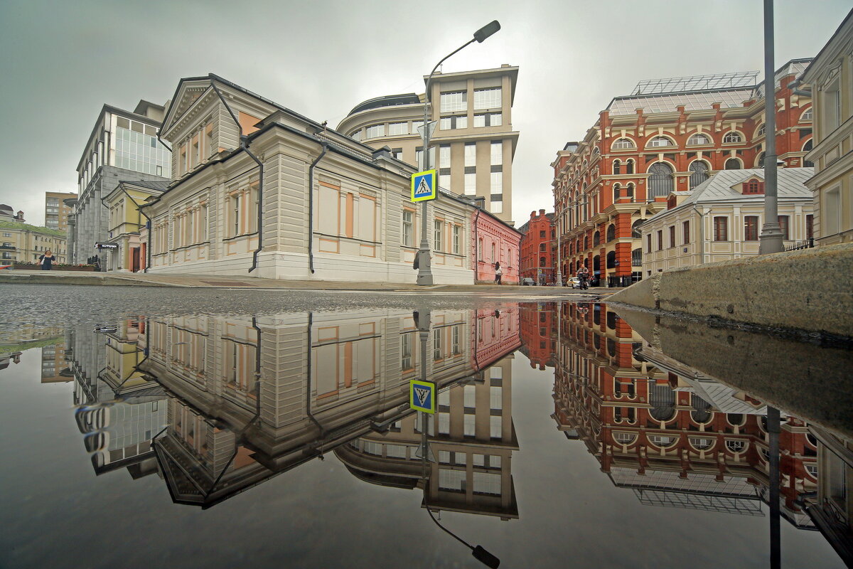 Якиманка - Михаил Бибичков