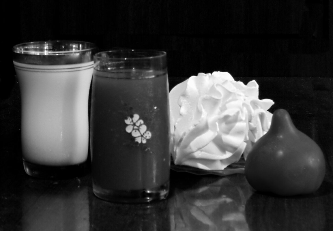 ЧБ предметка - Роман Савоцкий