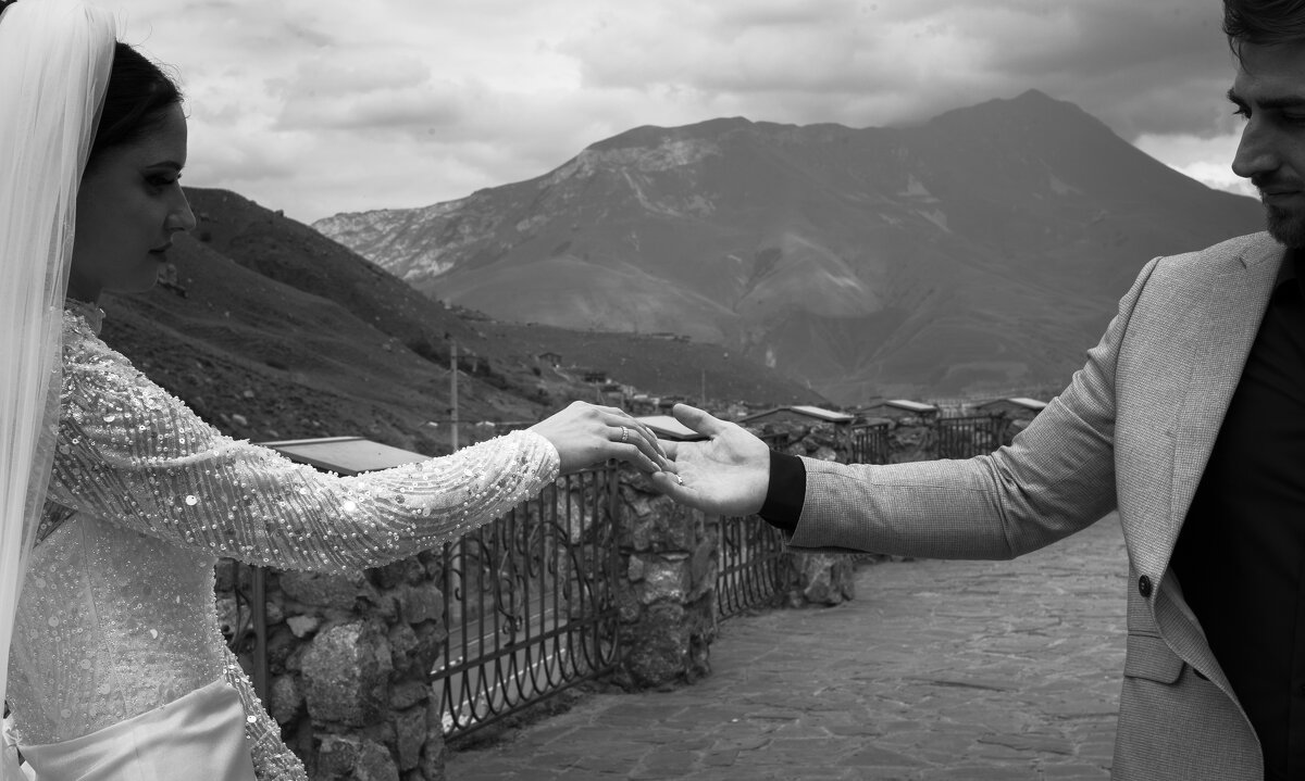 Мурат и Виктория - Батик Табуев Мурат и Виктория - Батик Табуев