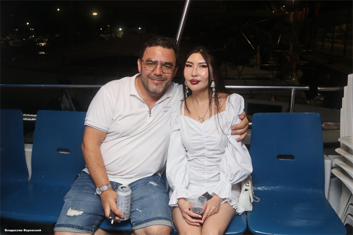 Девушка  мужчина - Владислав Воровский 