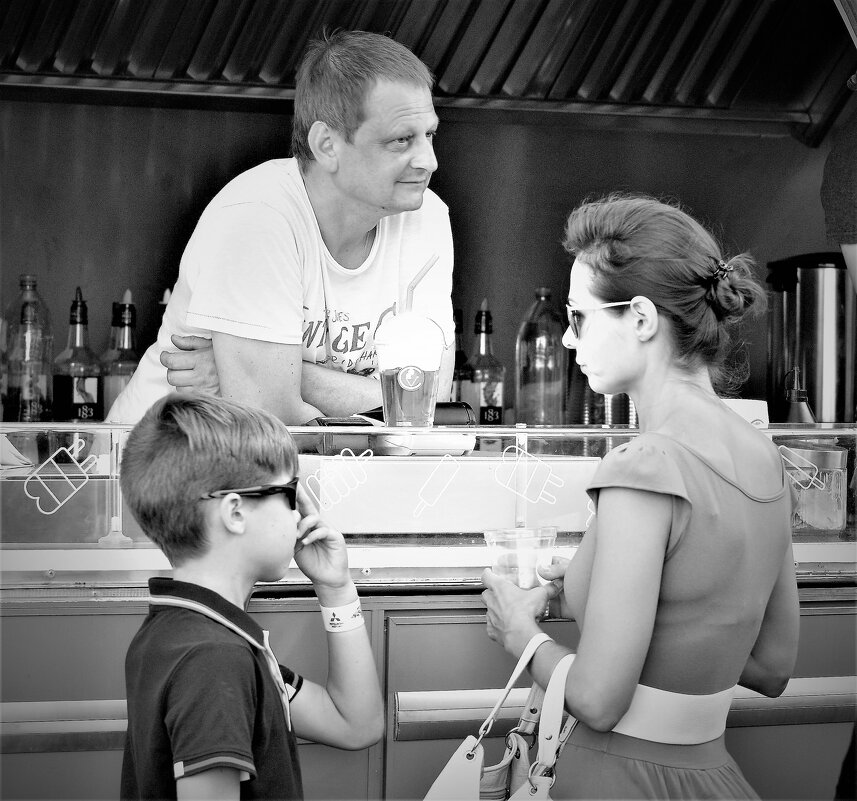 *** - Виктор Никитенко