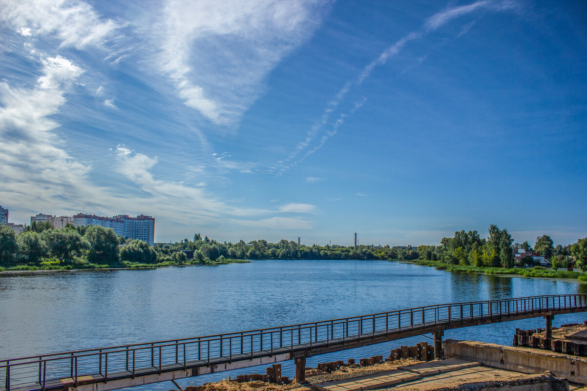 "А над городом плывут облака..." - Михаил "Skipper"