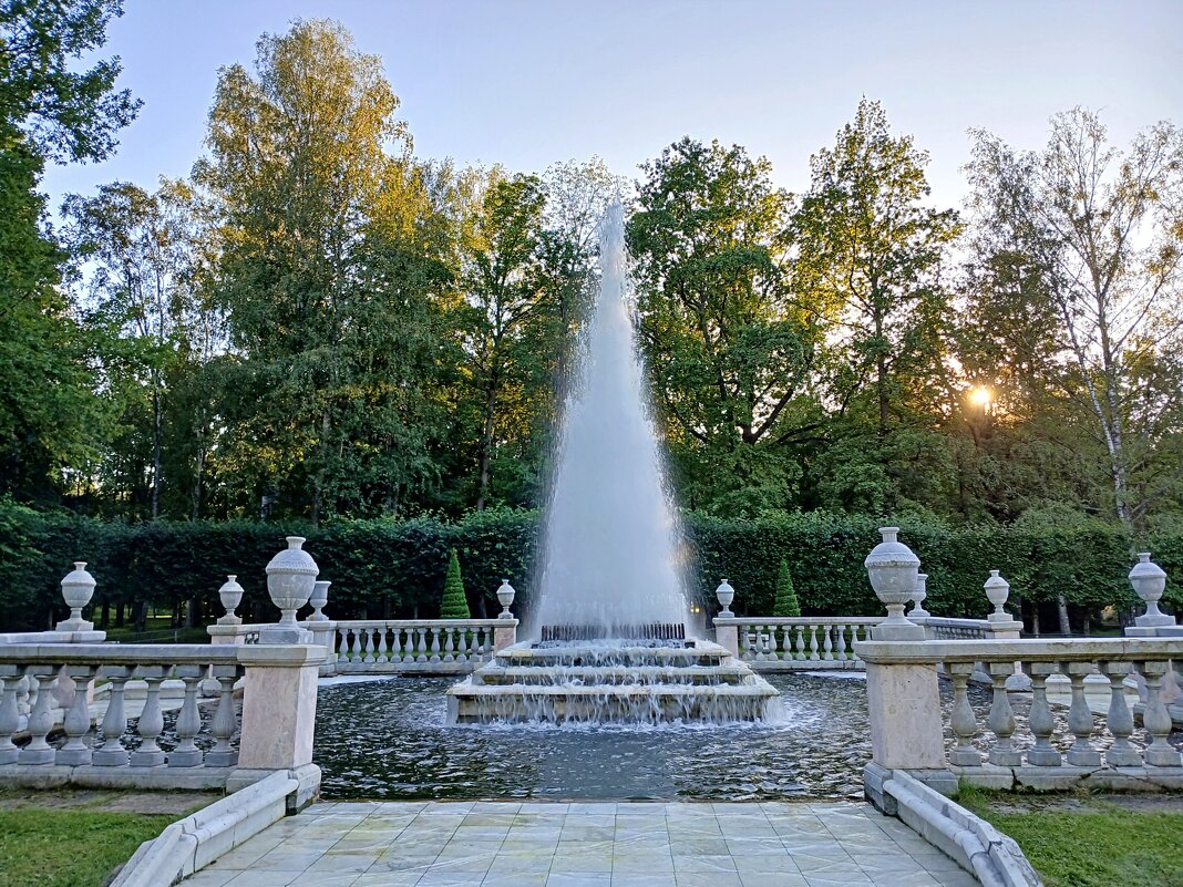 Фонтан "Пирамида". - Лия ☼