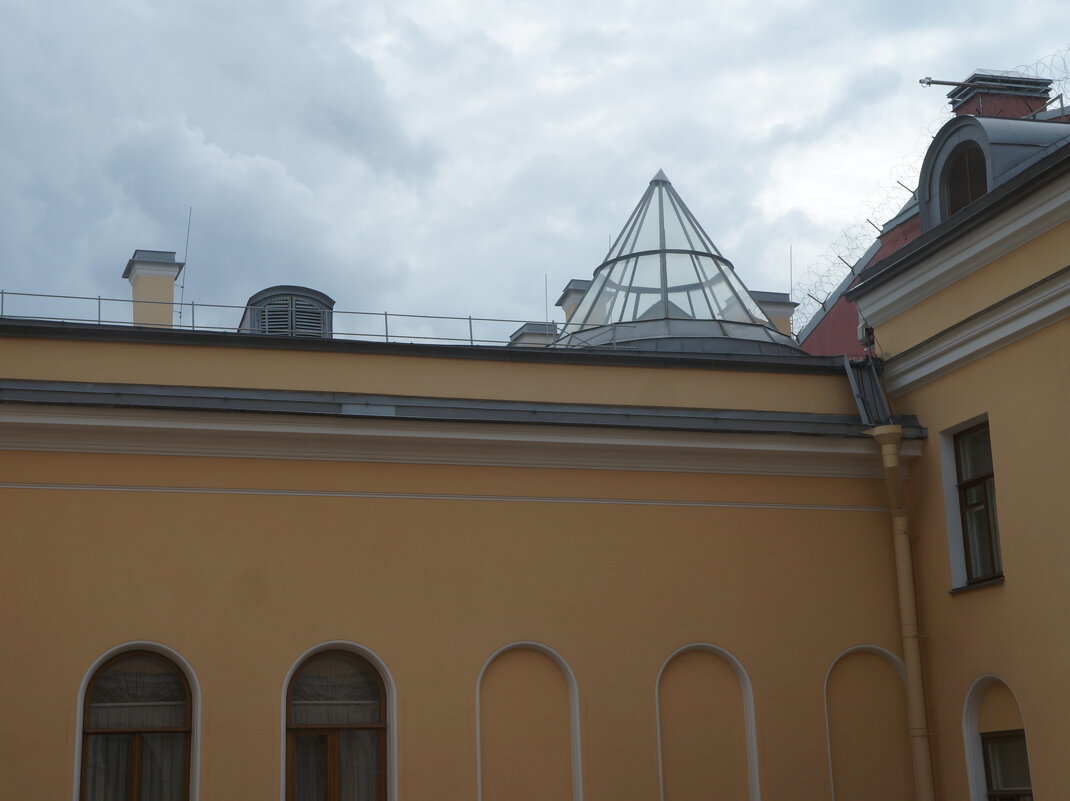 плафон шахты лифта - zavitok * плафон шахты лифта - zavitok *