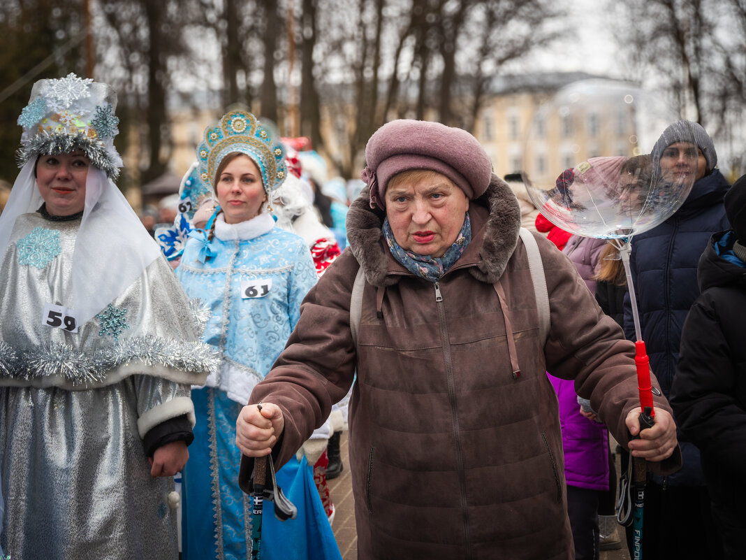 Уступи дорогу. - Алексей Ковынев