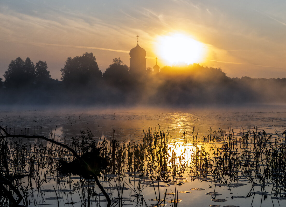Храм на восходе - Сергей Цветков