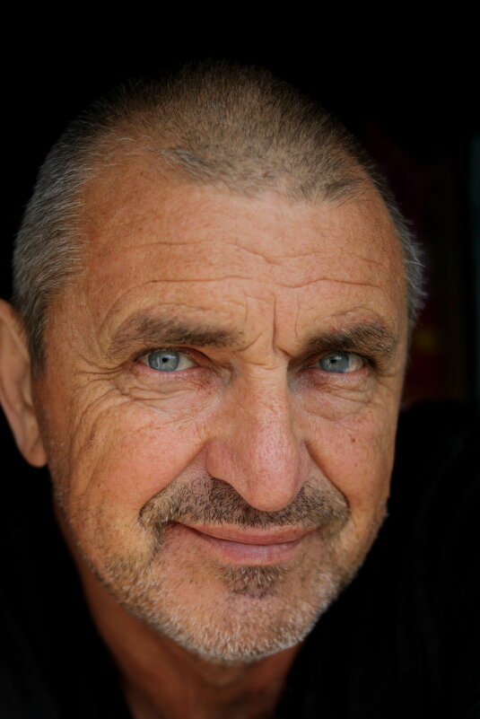 Автопортрет - Андрей Катков