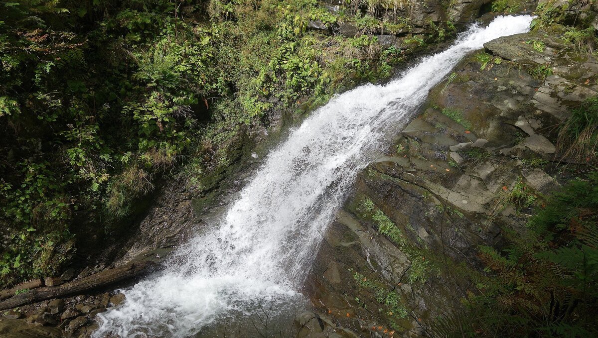 Водопад в горах - Рита Симонова